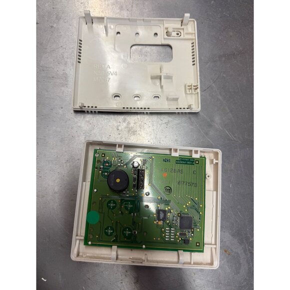 Ademco Honeywell 6128 Keypad Screw Terminal Version for parts only ( #4  button - Picture 2 of 4